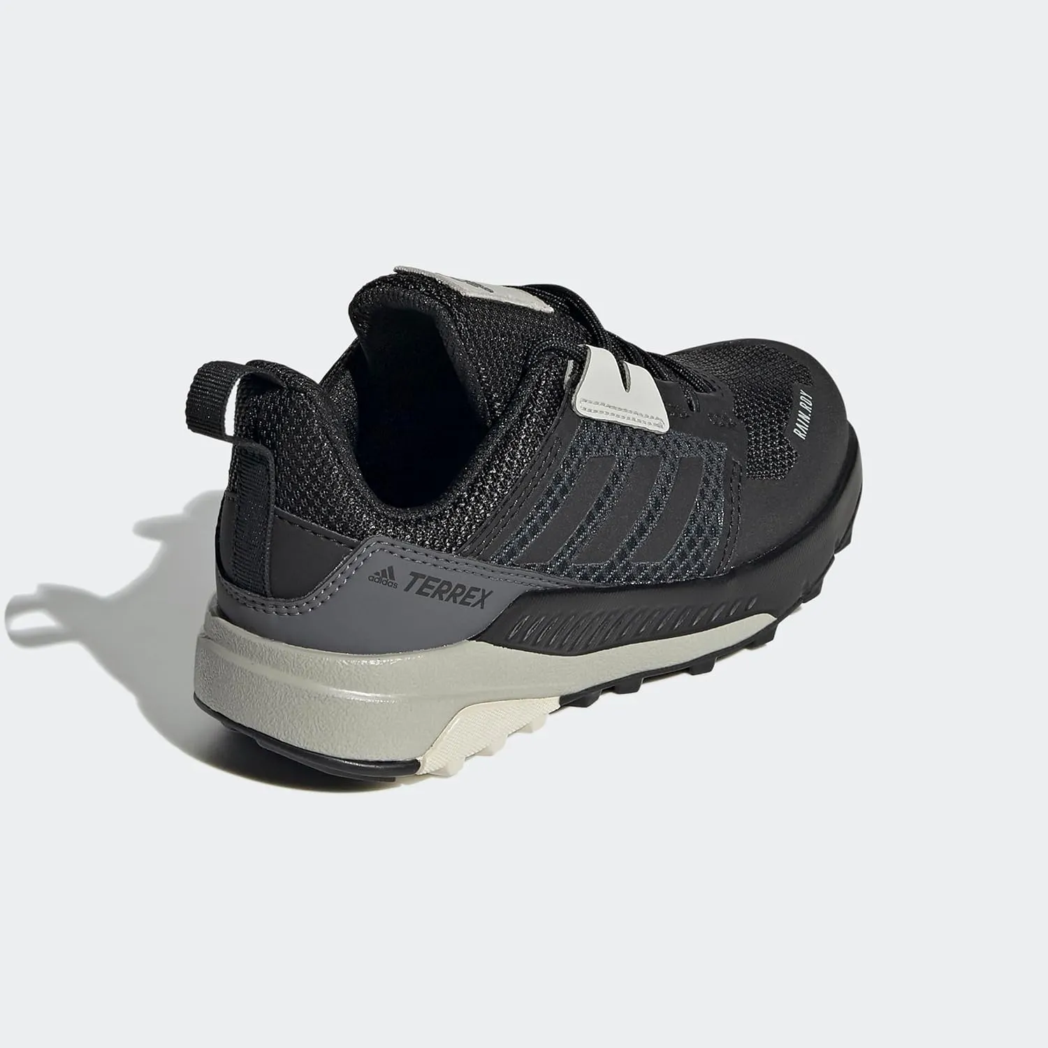 adidas Unisex-Child Terrex Trailmaker Rain.rdy Hiking Shoes Boot, EU