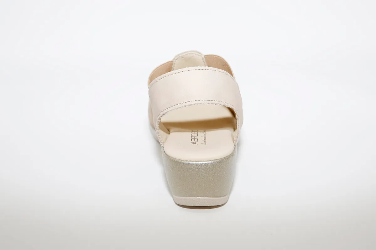 AEROBICS - 5859 TOE-IN SANDAL - BEIGE NUBUCK