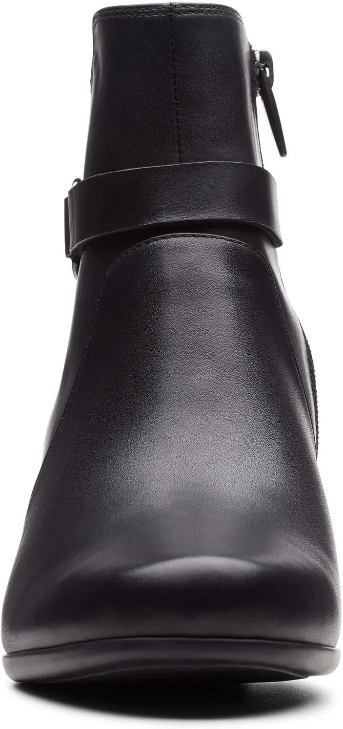 Clarks Women's Un Damson Mid Ankle Boot