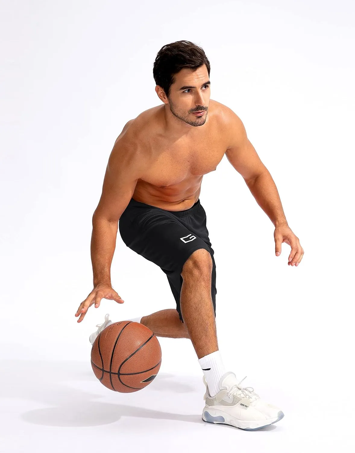 G Gradual Men's Basketball Shorts with Zipper Pockets Lightweight Quick Dry 11" Long Shorts for Men Athletic Gym