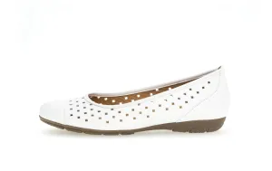 GABOR - 44.169.21 FLAT POMP - WHITE