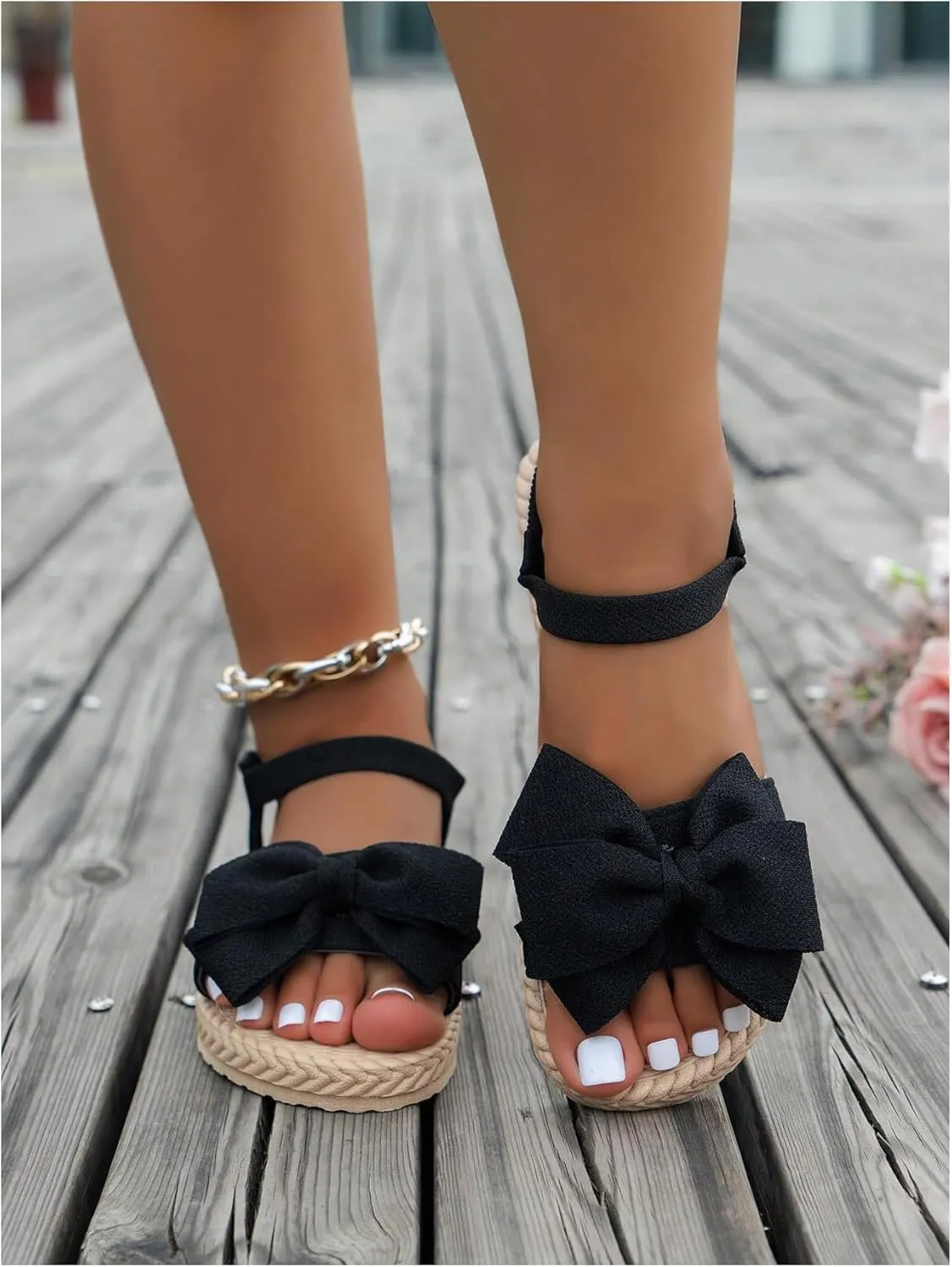 GORGLITTER Women's Bow Braided Flat Sandals Open Toe Lightweight Vacation Beach Slide Sandals