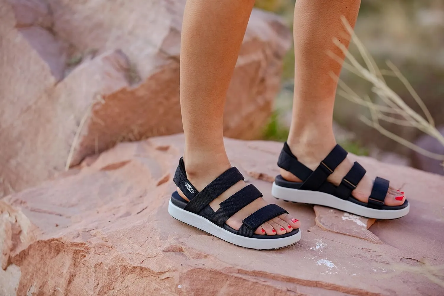 KEEN Women's Elle Strappy Casual Stretch Platform Open Toe Sandals