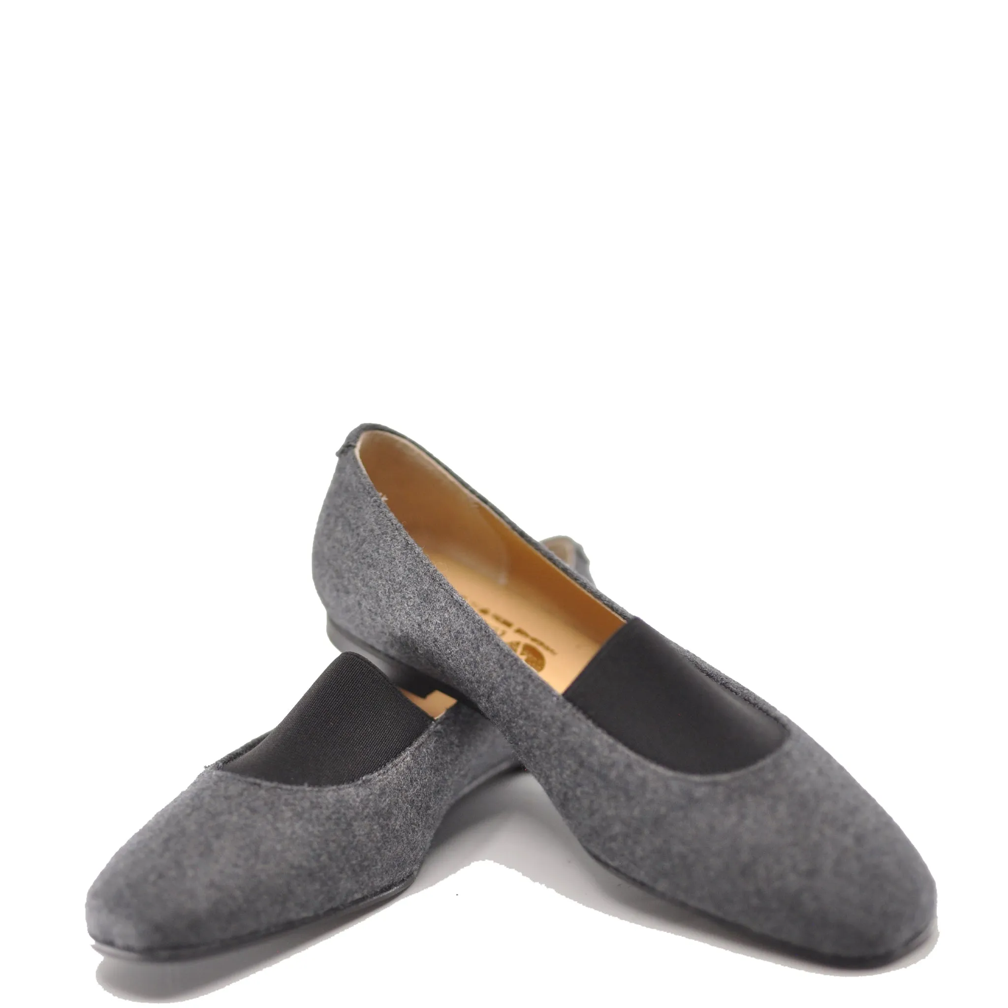 LMDI Gray Elastic Slip On