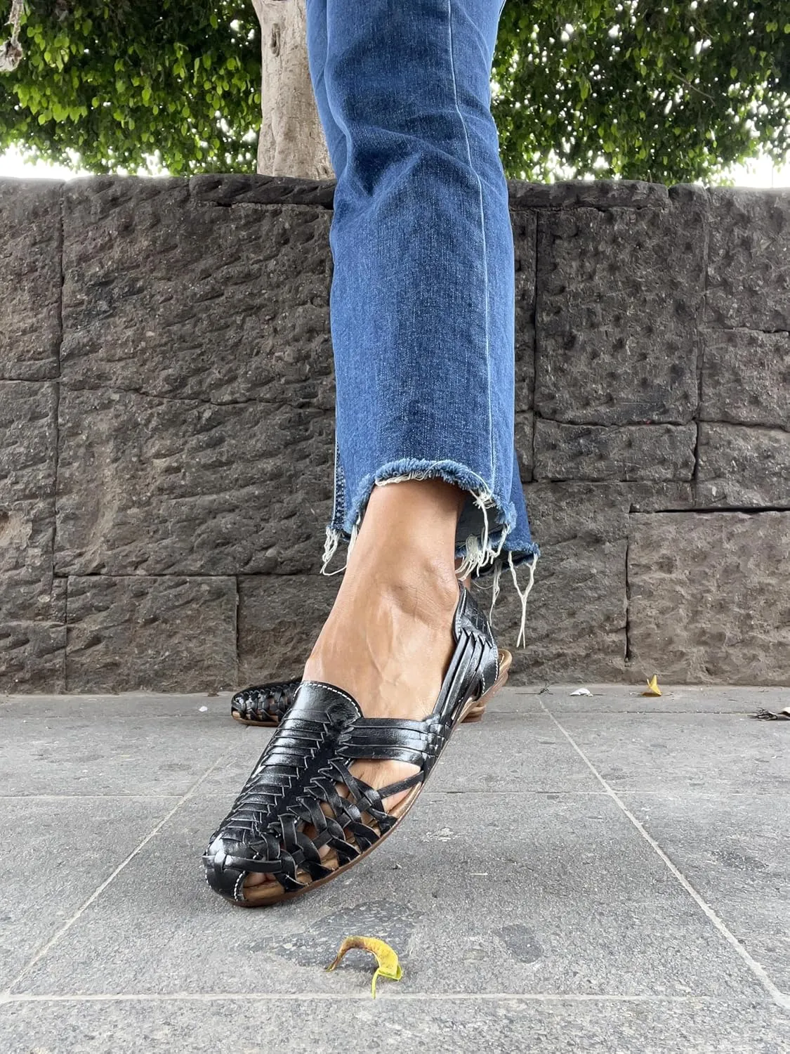 Macarena Collection Sandals women Huarache Sandal Colorful Leather Mexican Style Color Black 078