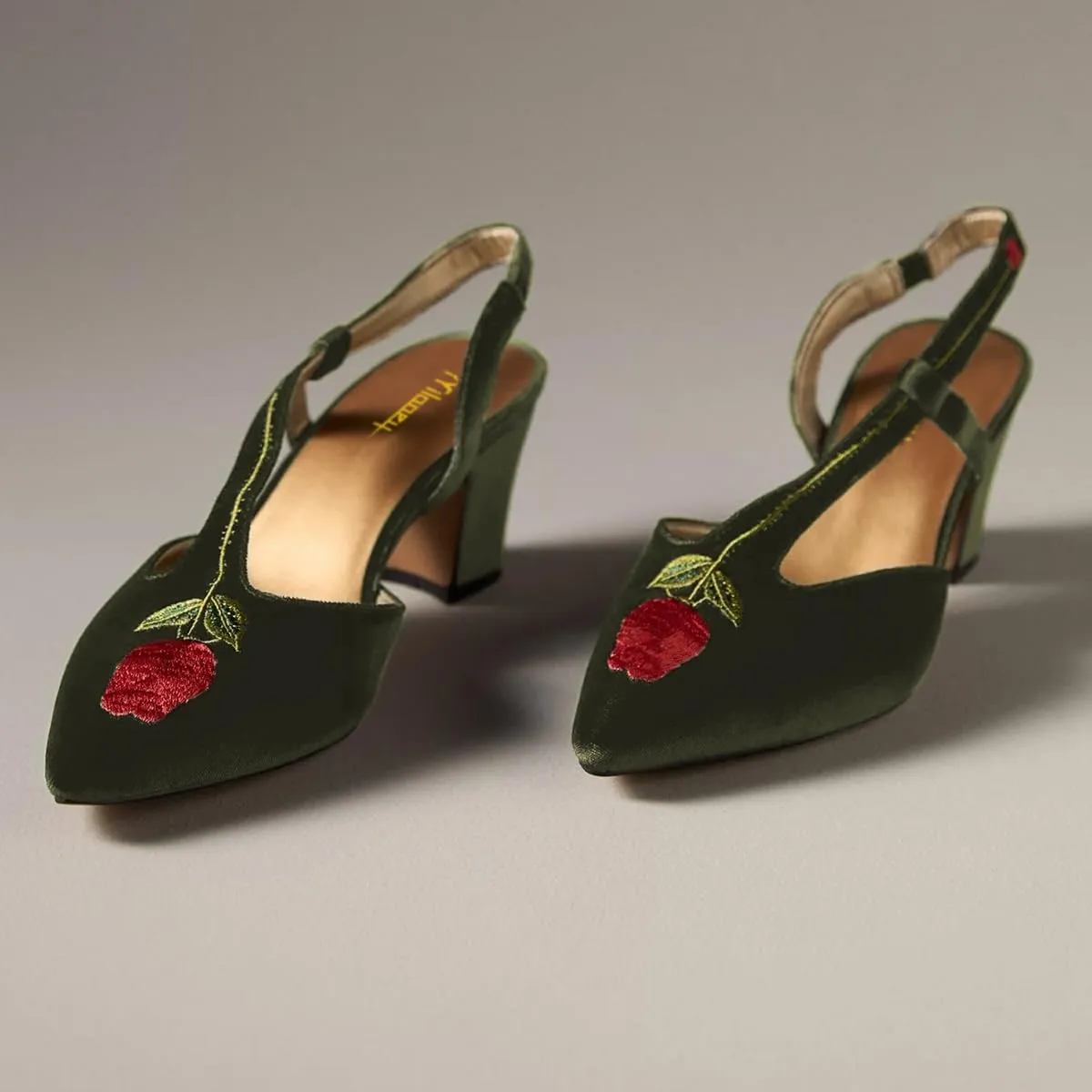 Milooey shoes Women's Floral Pointed Toe Pumps Chunky Block Strappy Low Heels Slingback Elastic Strap Sandals Daily Outfit Shoes Size 4-16 US