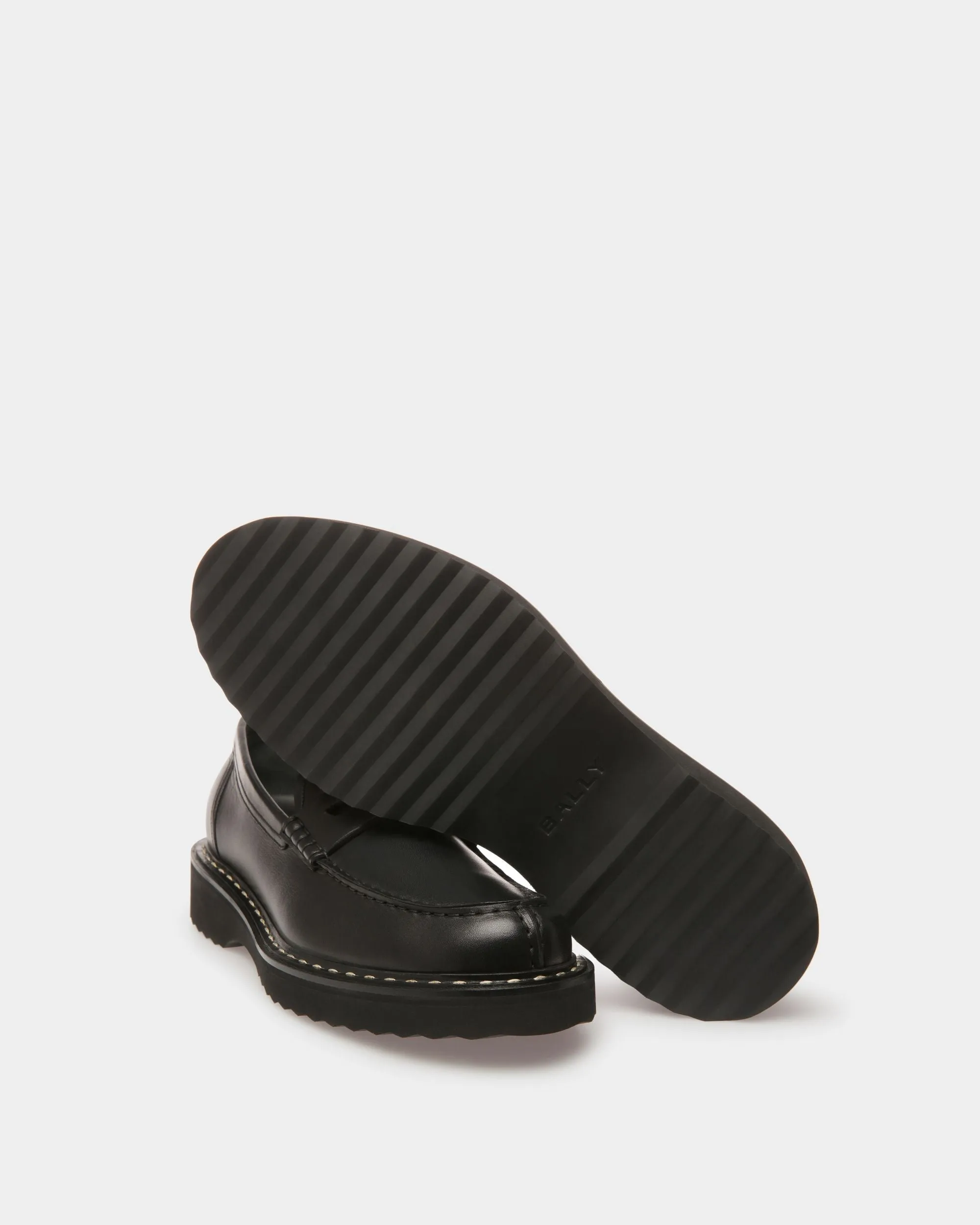 Neasden Loafers In Black Leather