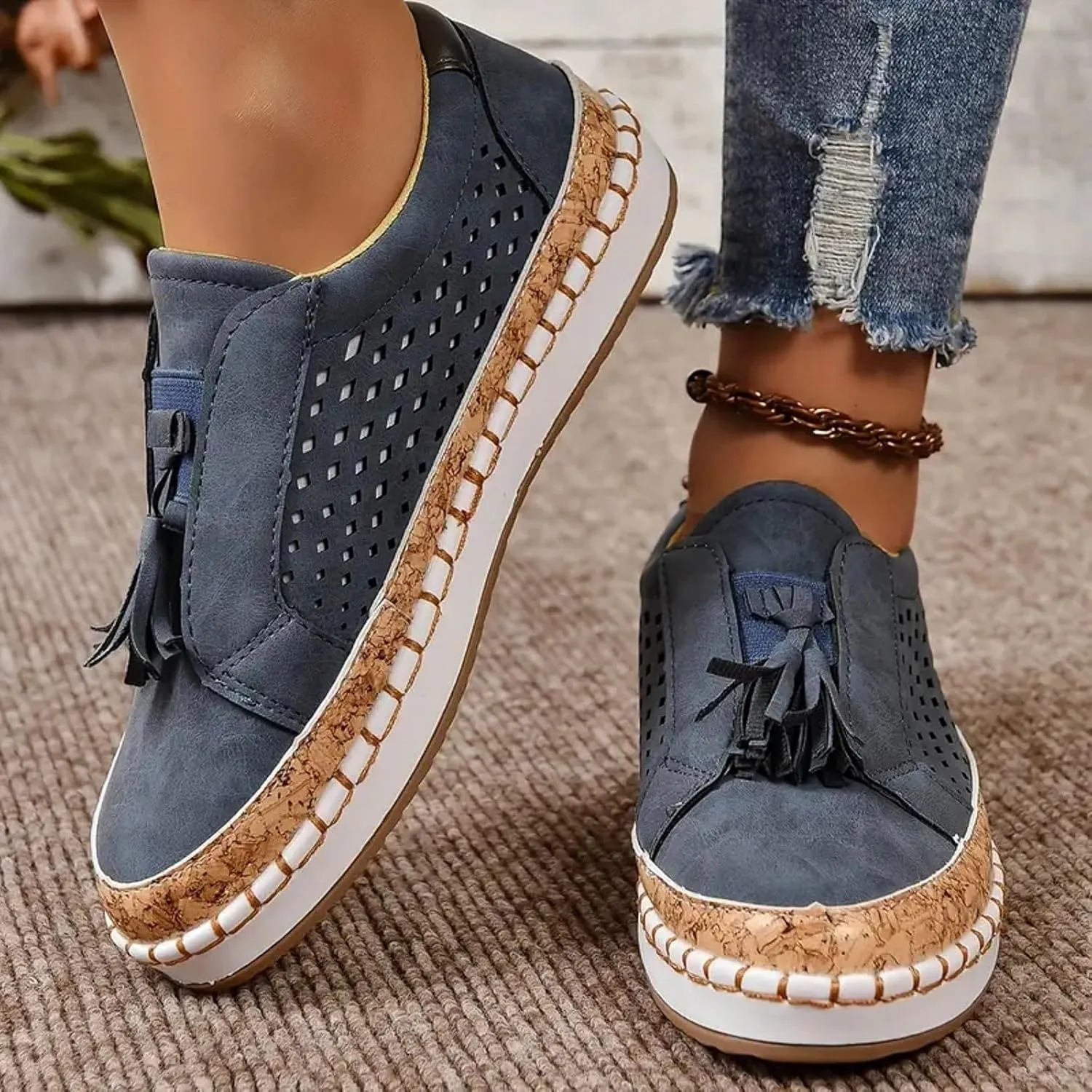 Platform Loafers for Women Walking Shoes Fashion Slip On Sneakers Comfortable Tassel Casual Work Shoes Chunky Loafer