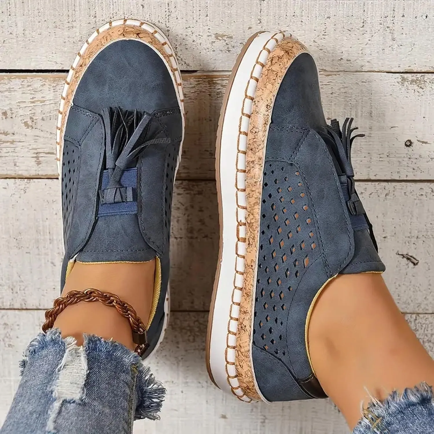 Platform Loafers for Women Walking Shoes Fashion Slip On Sneakers Comfortable Tassel Casual Work Shoes Chunky Loafer