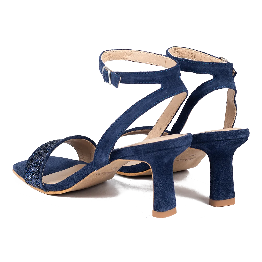 Sandal with heel
