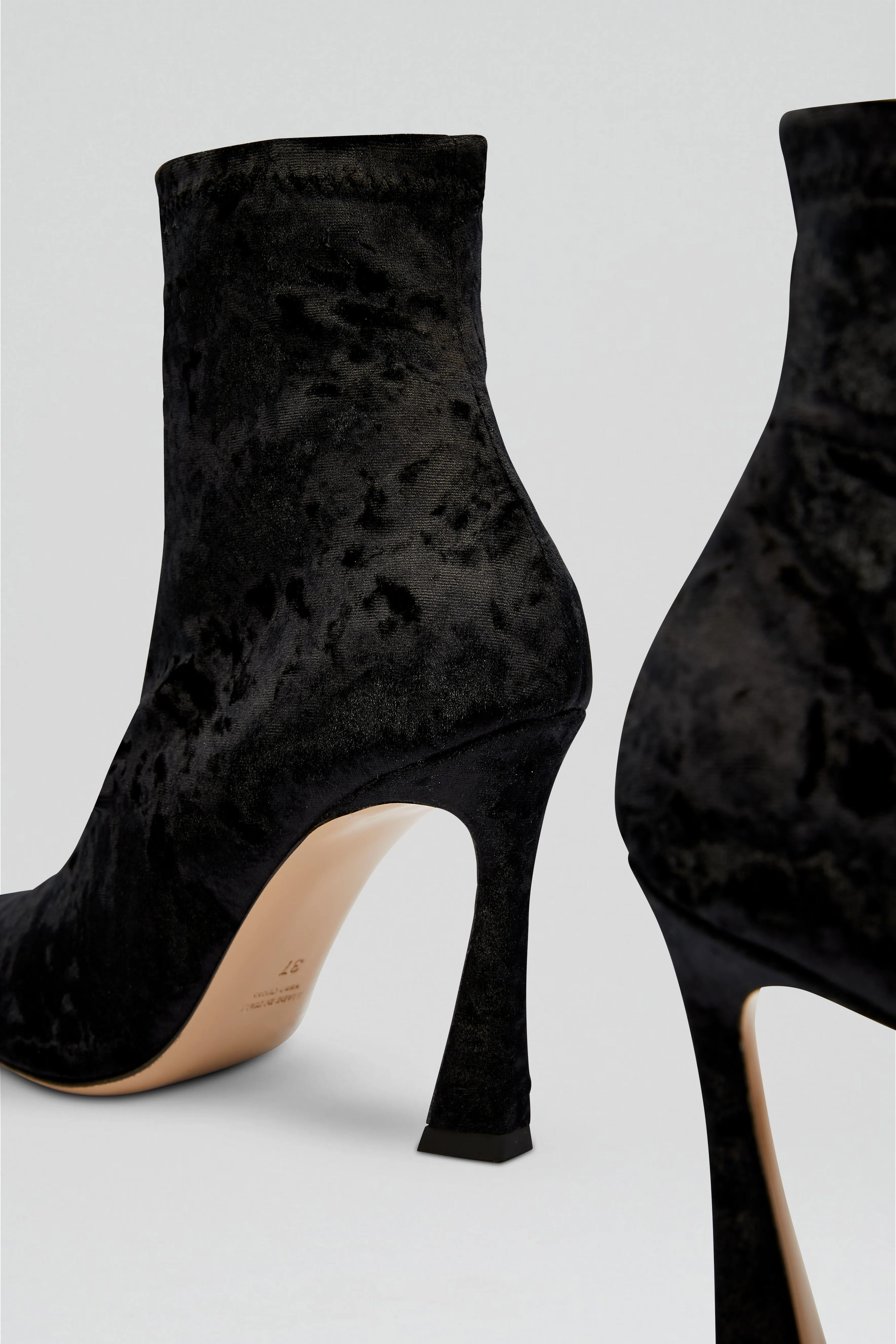 STRETCH VELVET ANKLE BOOT 9.5 - BLACK