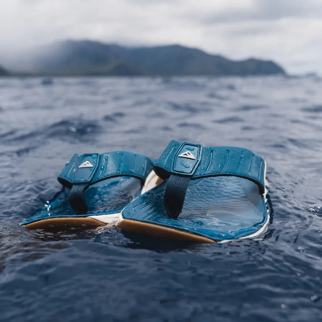 The Deckhand - Ocean Depths
