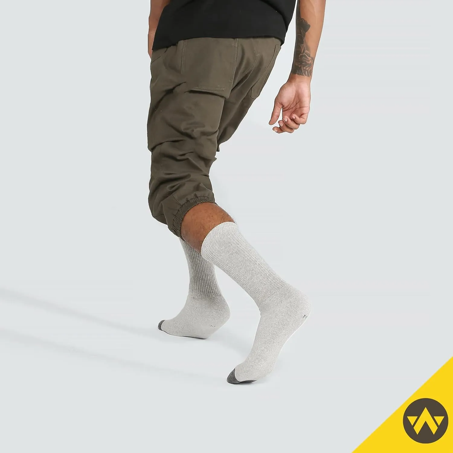 WANDER Men's Cushion Crew Socks 3-6 Pairs Athletic Running 6-8/8-13/12-15 Socks Men Cotton Sport Wicking Work