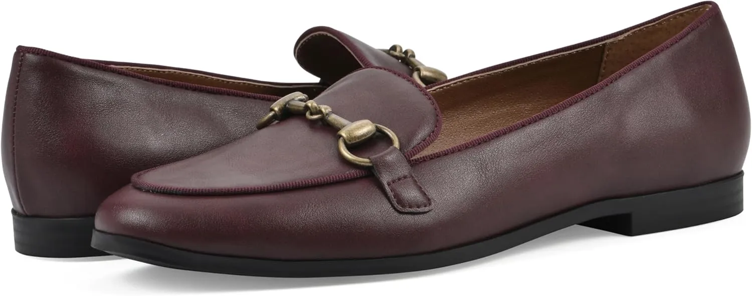 WHITE MOUNTAIN Women's Nooks Cushioned Loafer