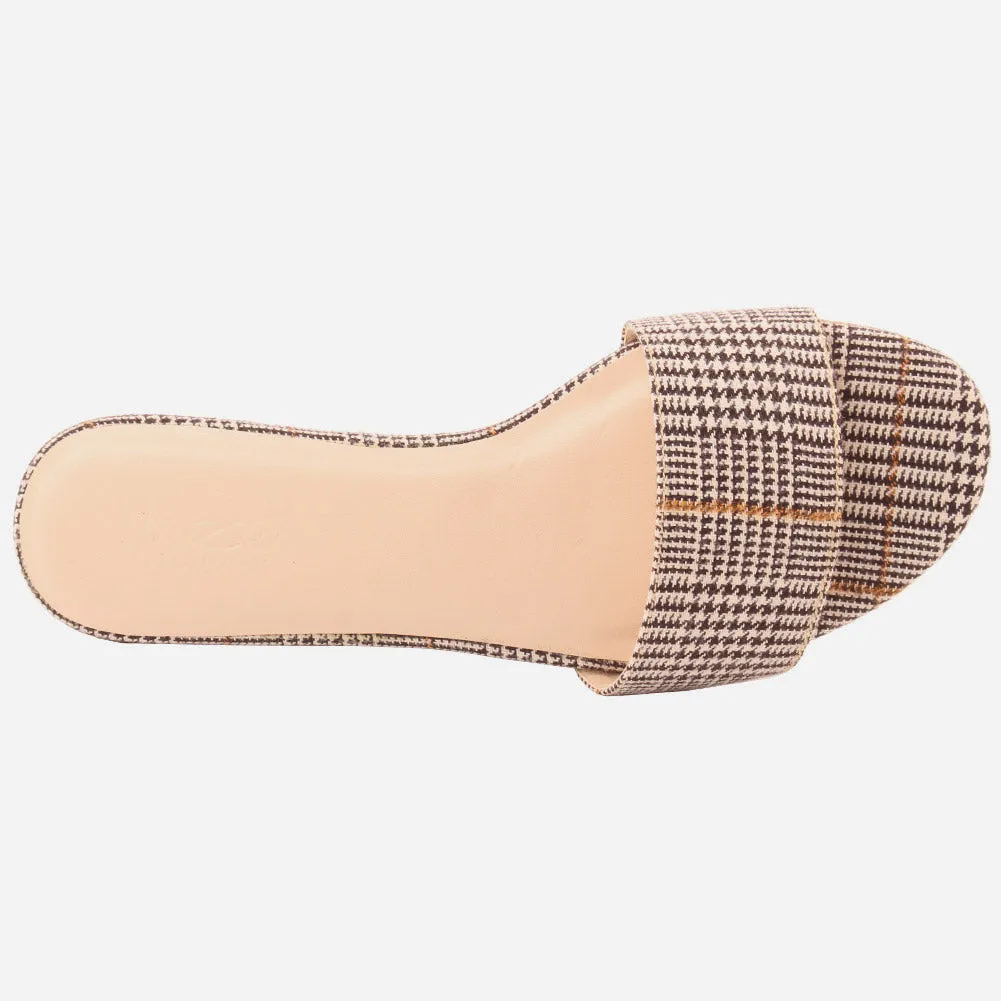 Women "Margaret" slipon  decorated slippers
