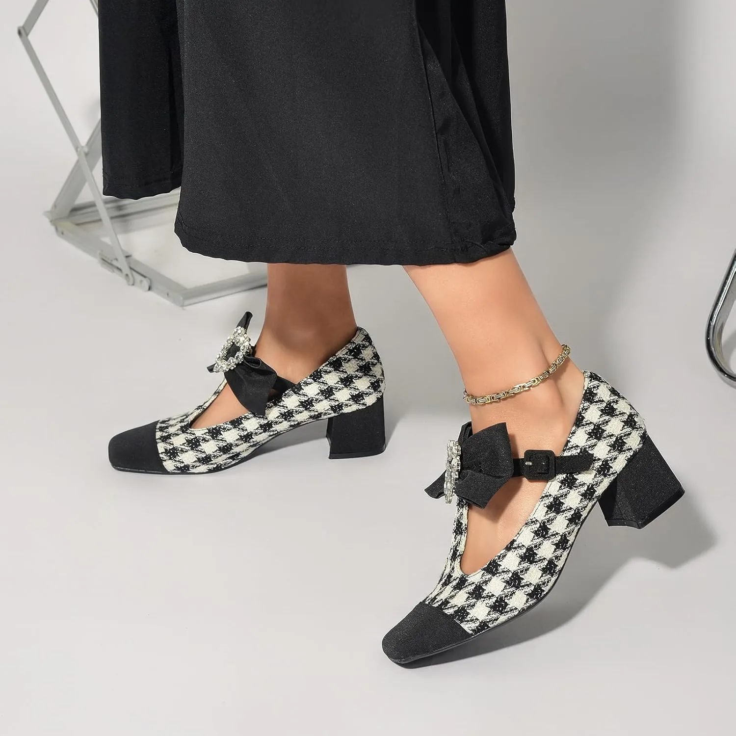 Women's Mary Jane Shoes - Square Toe Ankle T-Strap Chunky Heel Pumps with Glitter Bow Two-Tone Design
