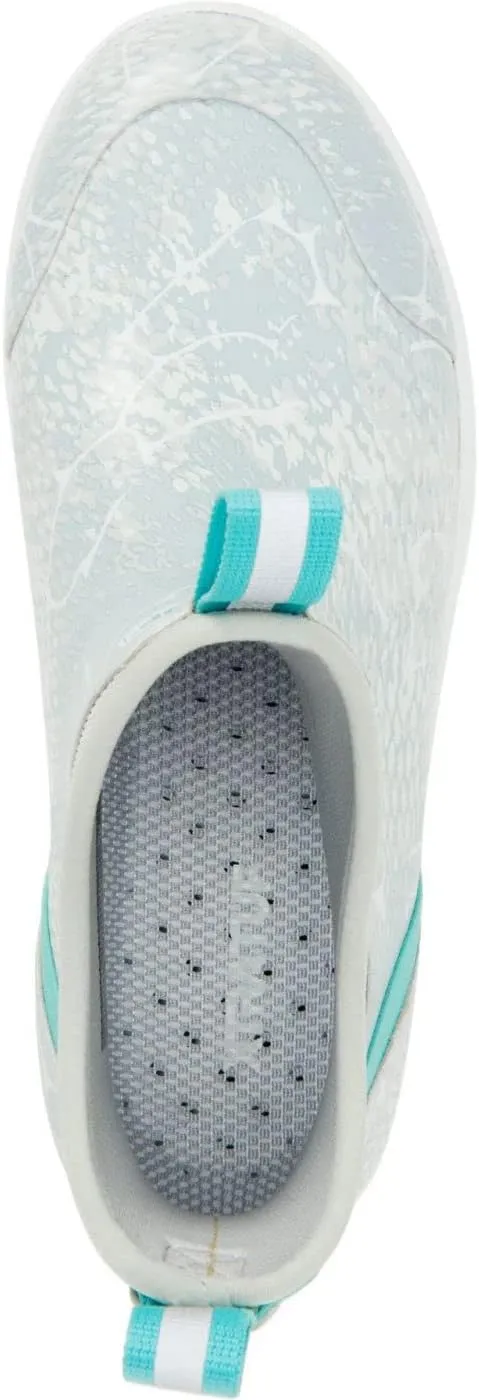Xtratuf Women's Wheelhouse 6 Inch Ankle Deck Boot, Blue Coho, Size 11